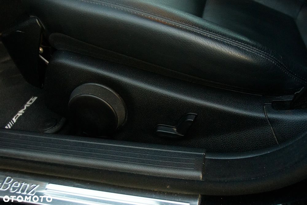 Mercedes-Benz Klasa C 350 CDI DPF (BlueEFFICIENCY) 7G-TRONIC Avantgarde - 25