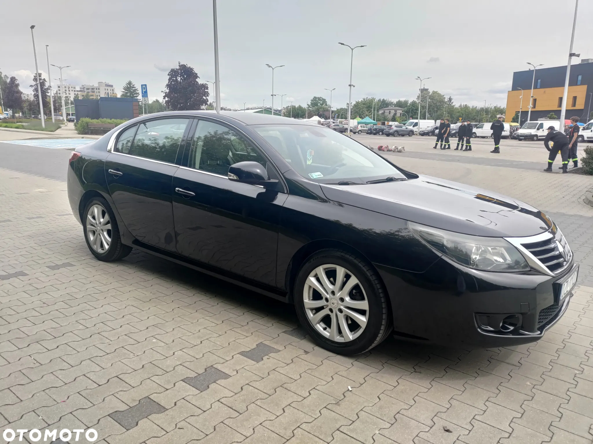 Renault Laguna 2.0 dCi Black Edition - 26