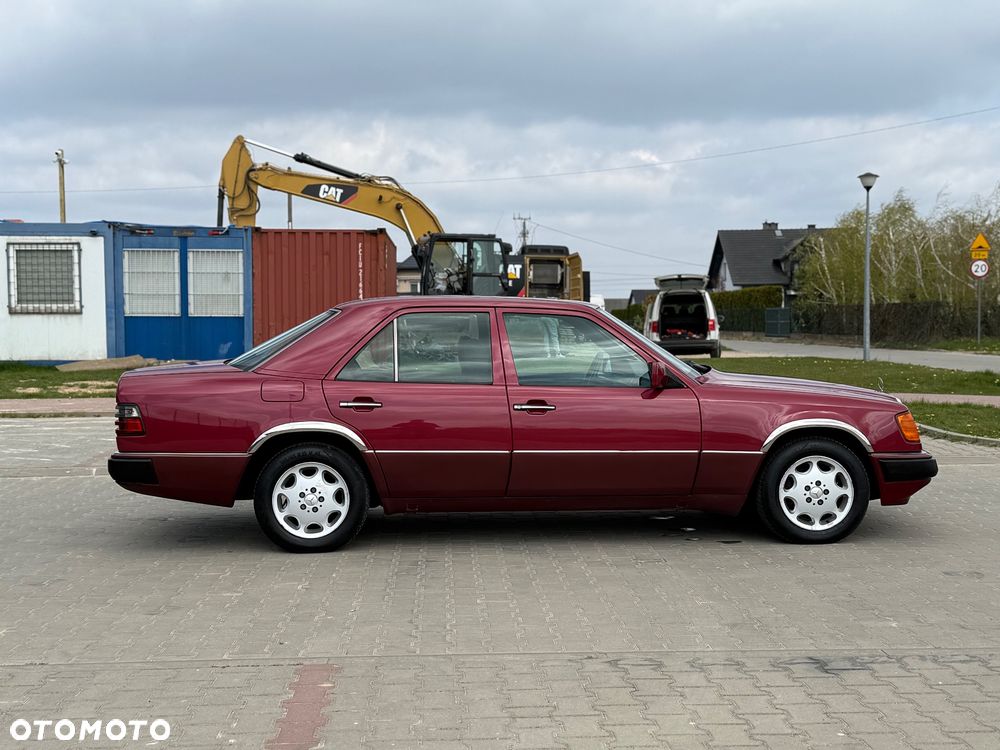 Mercedes-Benz W124 (1984-1993) - 10