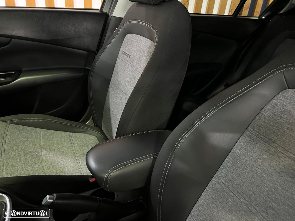 Fiat Tipo Cross 1.0 GSE T3 - 10