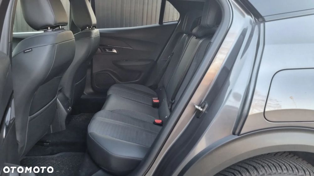 Peugeot 2008 1.5 BlueHDi Allure S&S EAT8 - 18