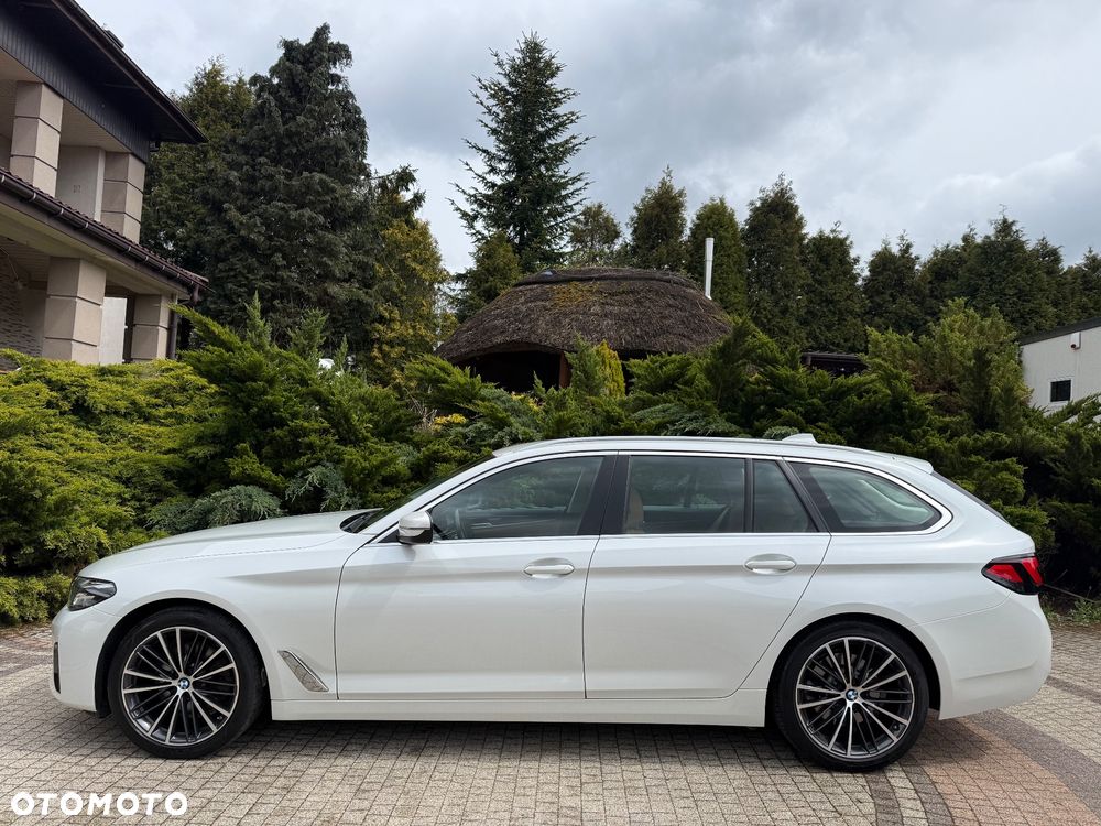 BMW Seria 5 520d M Sport Edition - 6