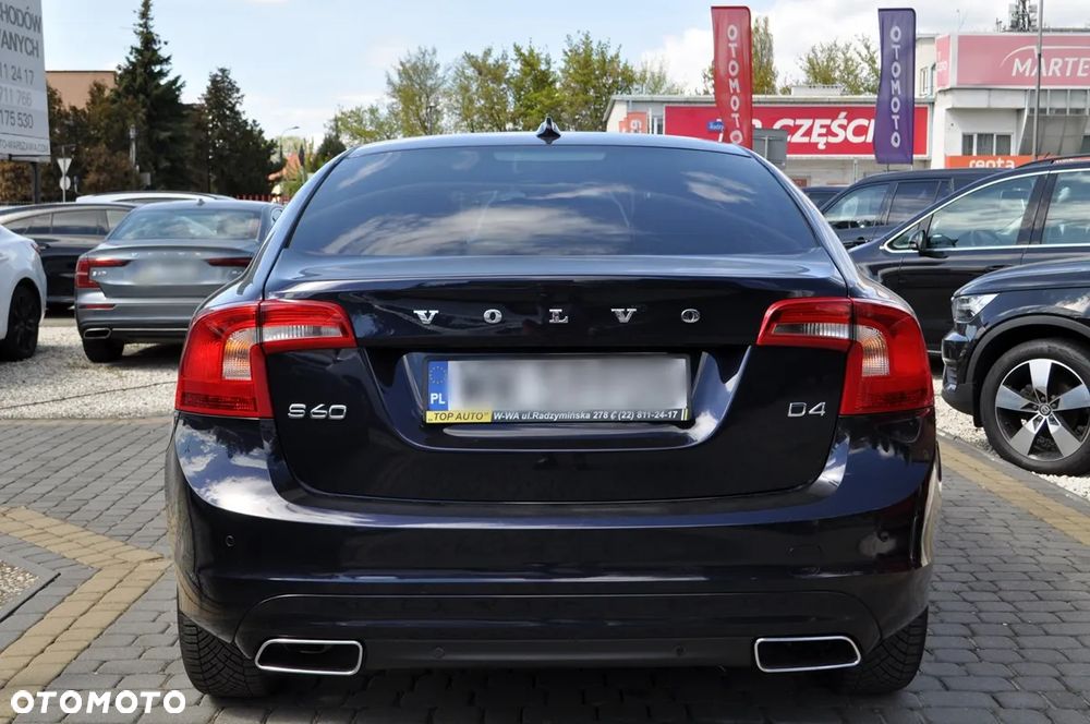 Volvo S60 D4 Drive-E Dynamic Edition (Kinetic) - 11