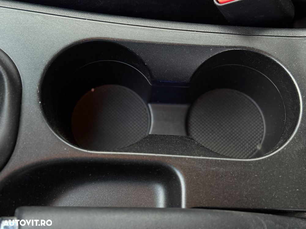 Hyundai ix35 1.7 CRDI 2WD blue Finale Gold - 14