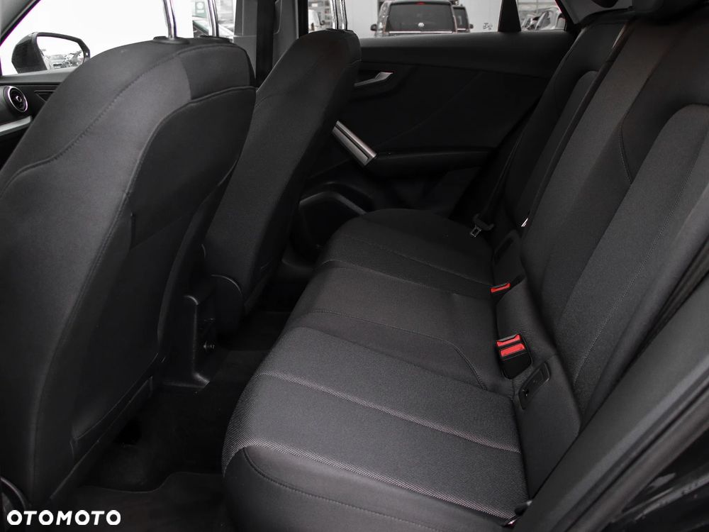 Audi Q2 30 TFSI - 11