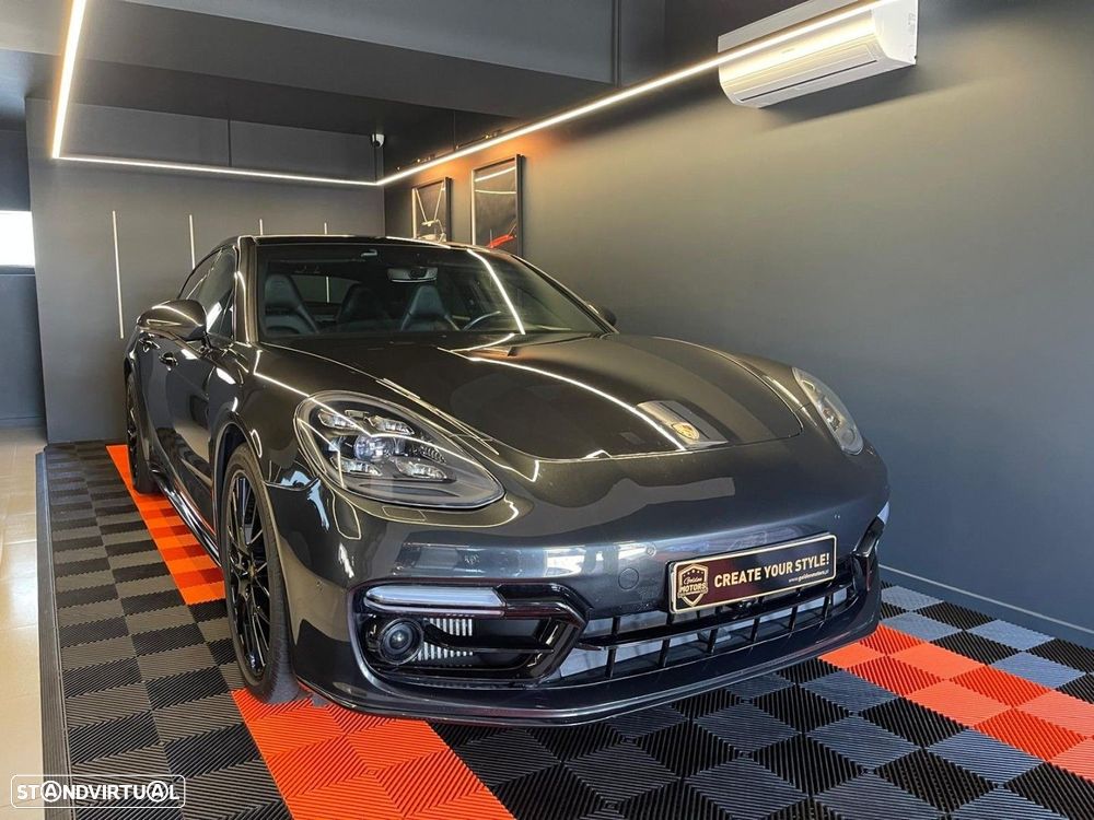 Porsche Panamera 4 E-Hybrid - 2