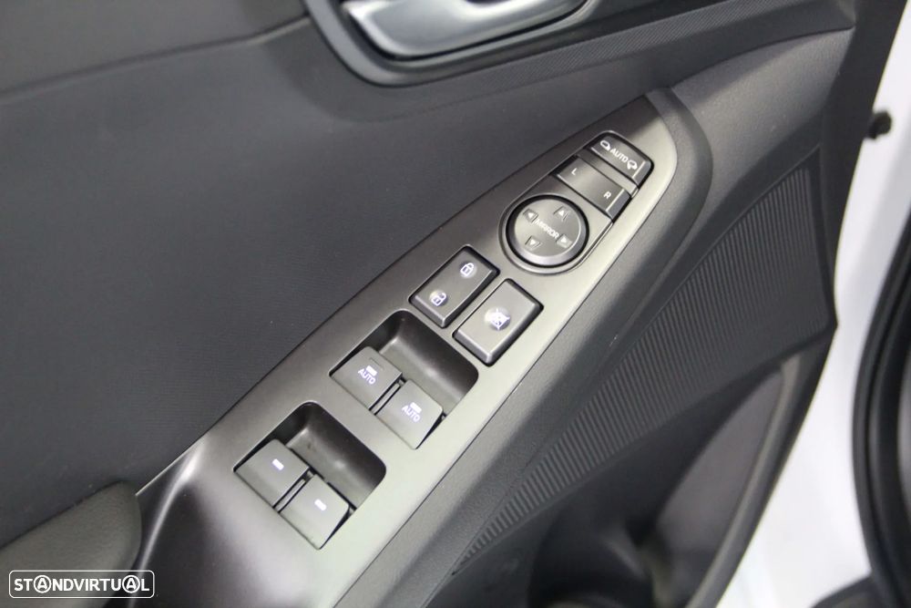 Hyundai Ioniq 1.6 GDI PHEV - 5