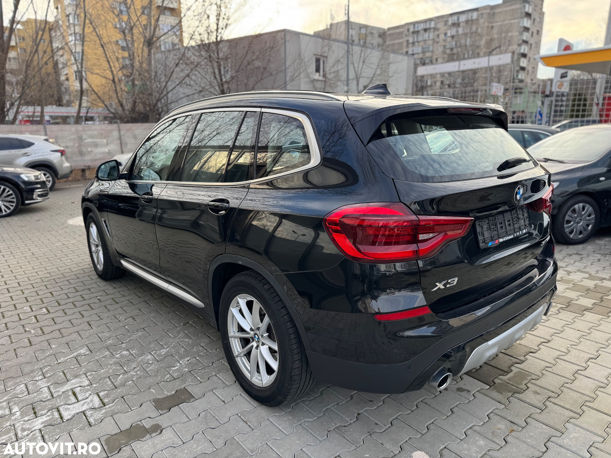 BMW X3 xDrive20d AT xLine - 9