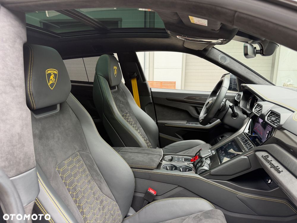 Lamborghini Urus - 26