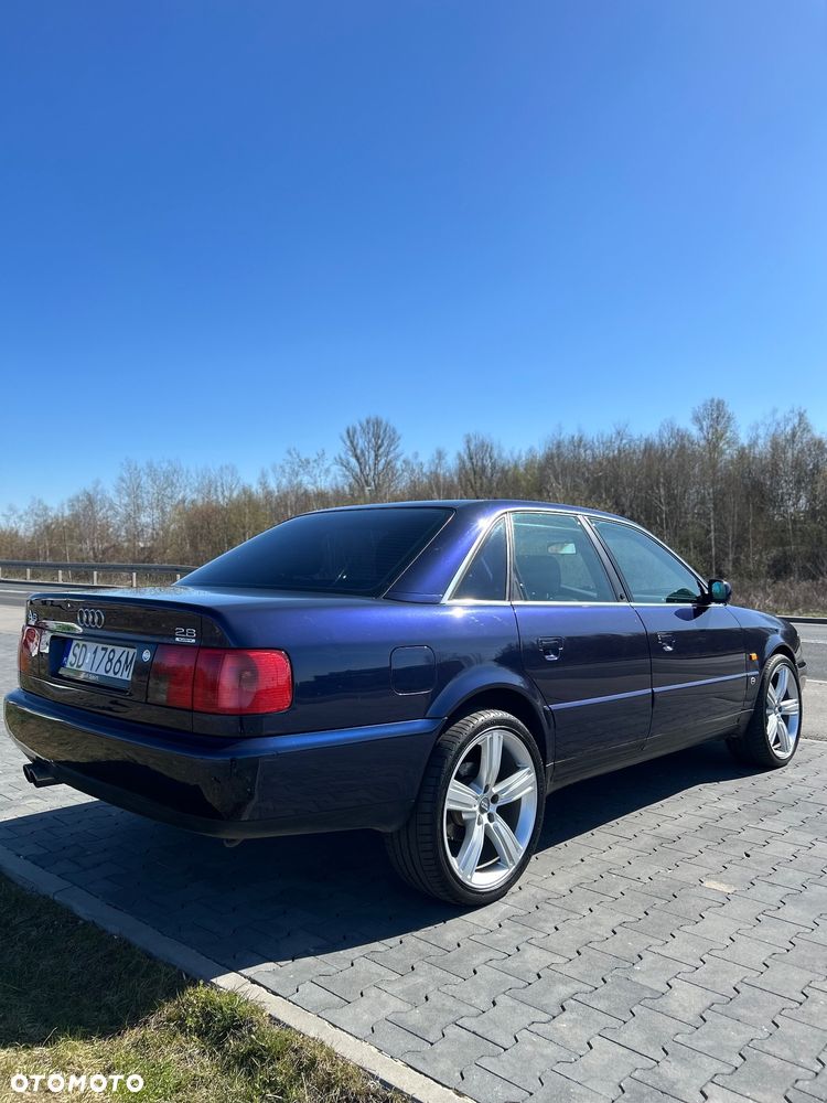 Audi A6 Limousine 2.8 Quattro - 2