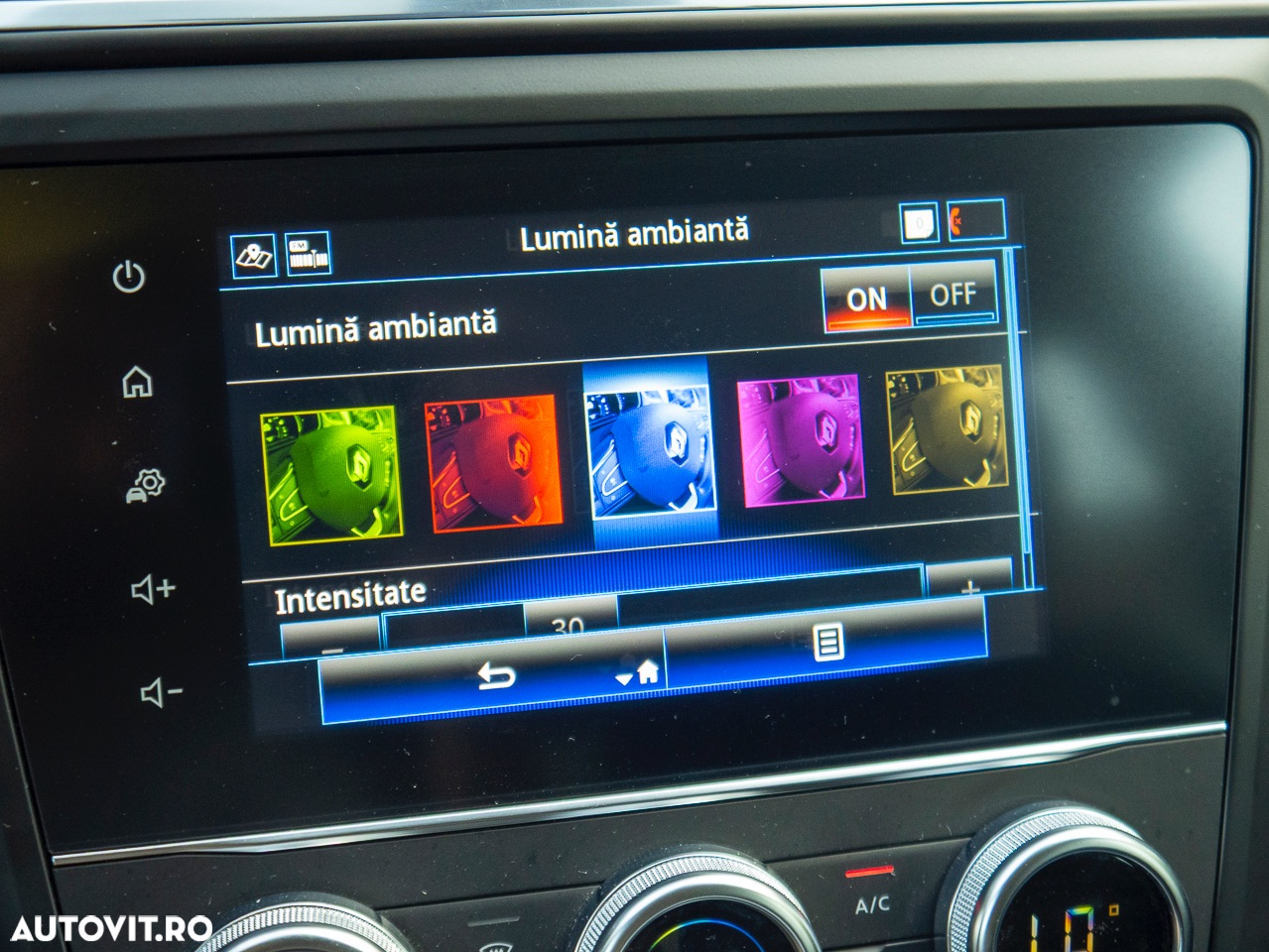 Renault Kadjar BLUE dCi 115 EDC BUSINESS EDITION - 15