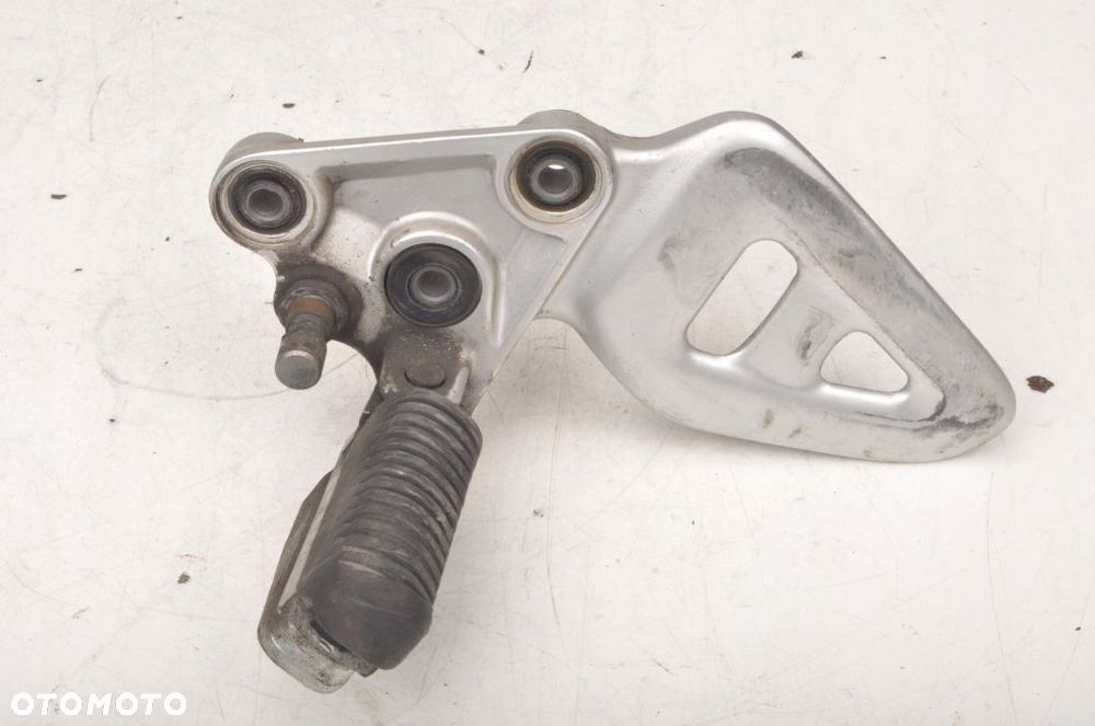 SUZUKI GSX 1300 SET PODNÓŻEK LEWY LEWY TYŁ - 4