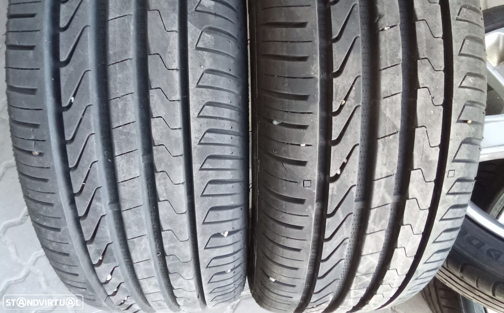 Jantes Volvo R17 com pneus 205/50 furacão 5x108 - 7