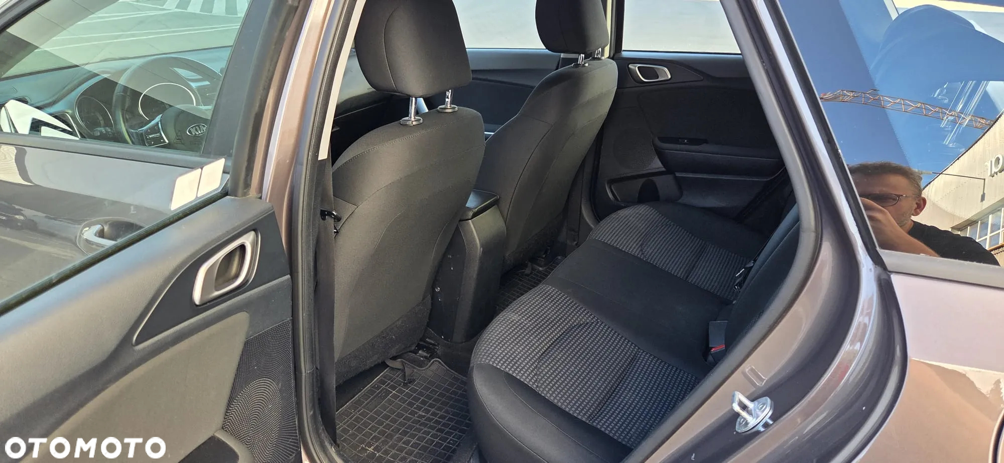 Kia Ceed 1.4 L - 5