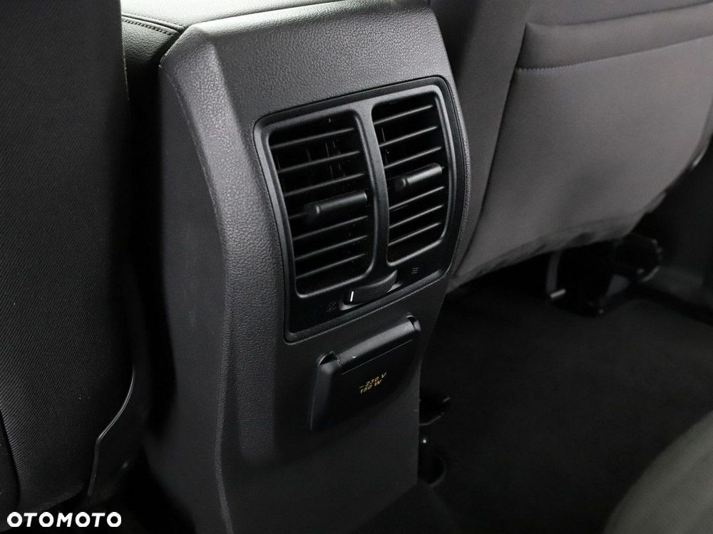 Ford C-MAX 1.5 EcoBoost Start-Stop-System Titanium - 34