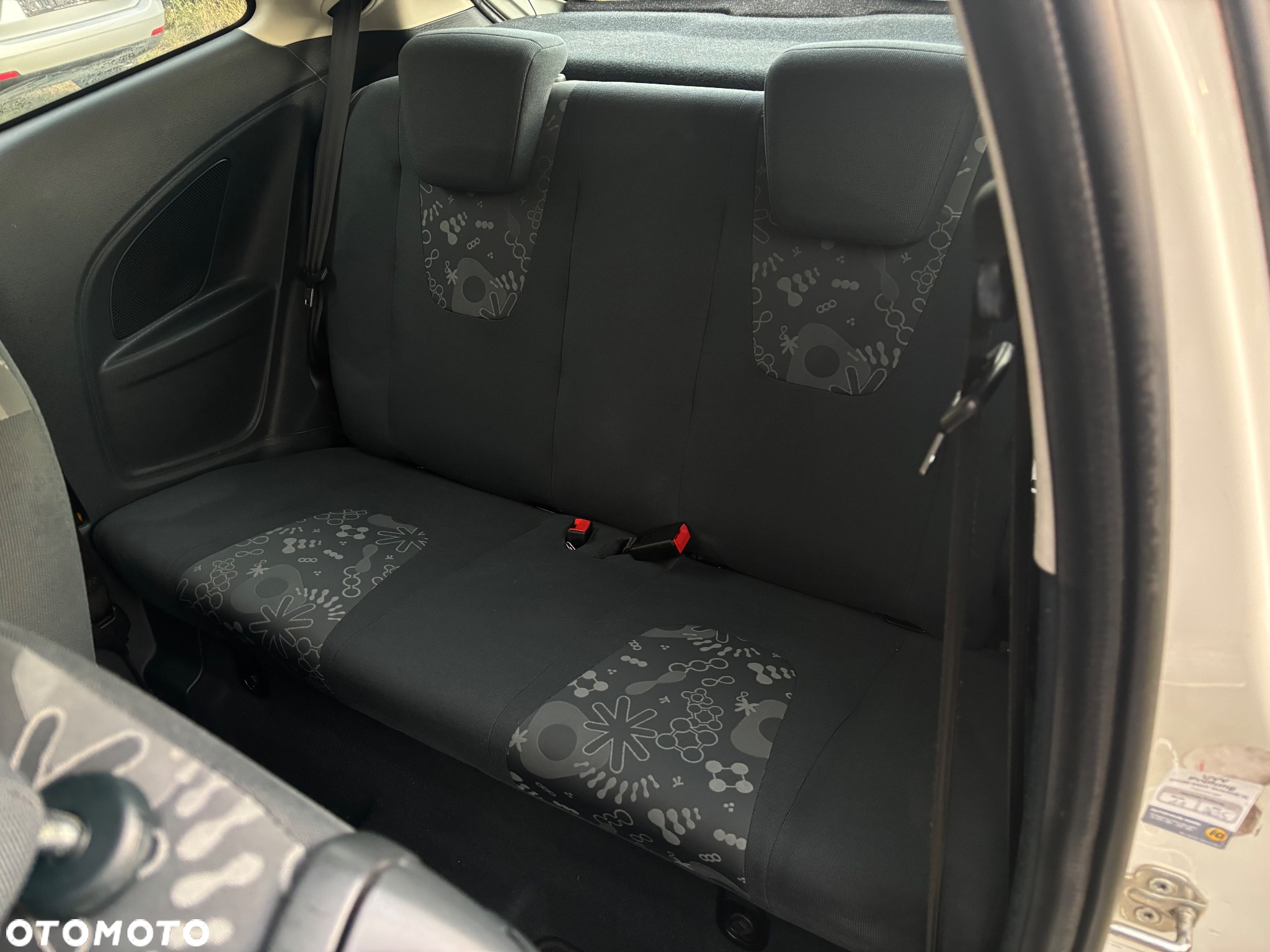 Ford KA 1.2 Ambiente - 9