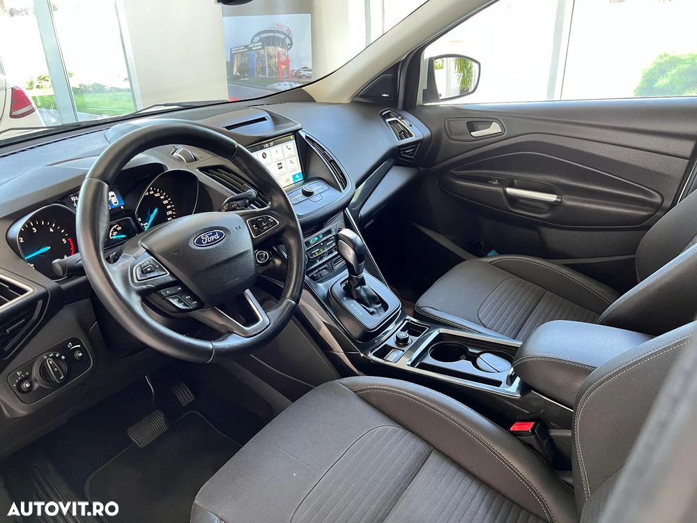 Ford Kuga - 14
