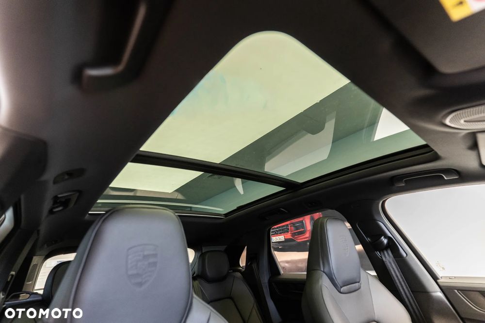 Porsche Cayenne E-Hybrid PHEV Black Edition - 33