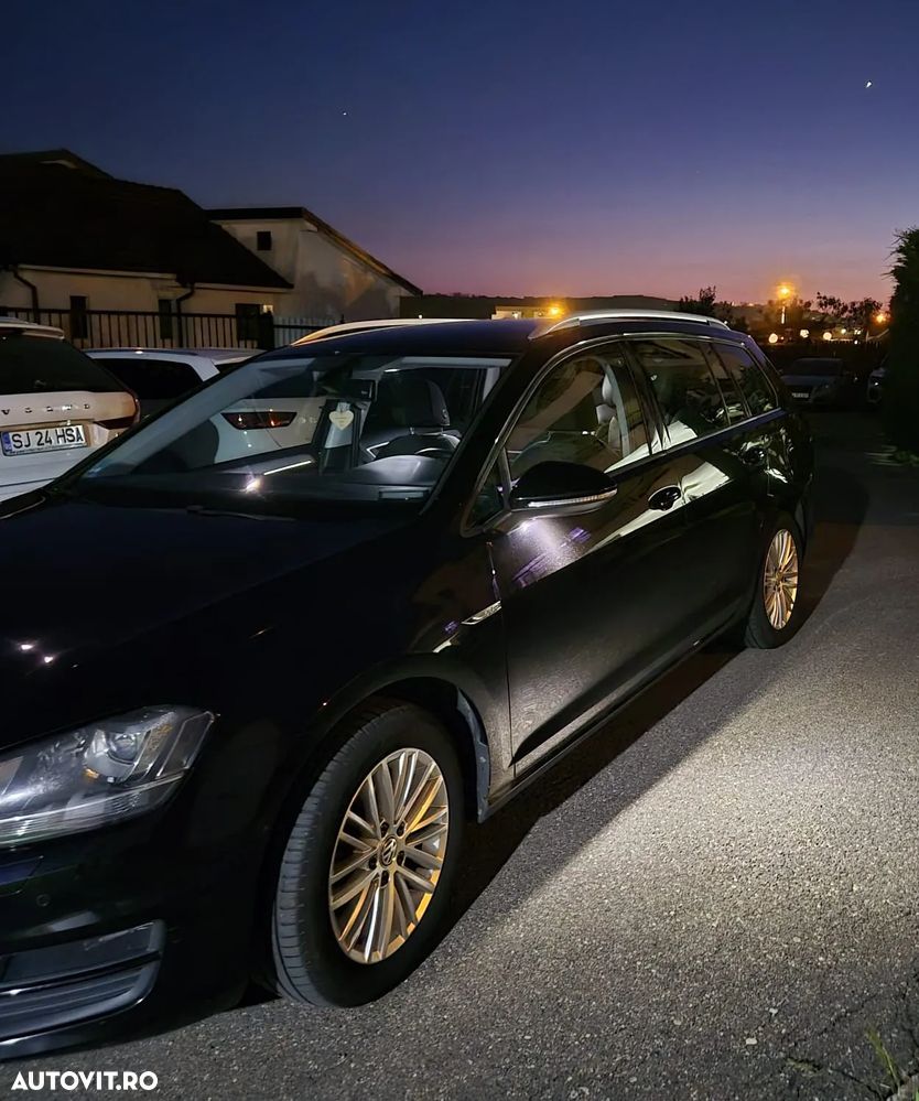 Volkswagen Golf - 11