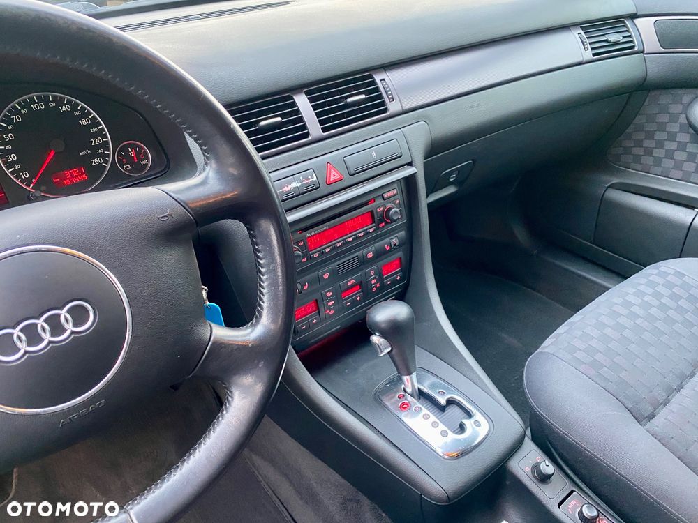 Audi A6 - 30