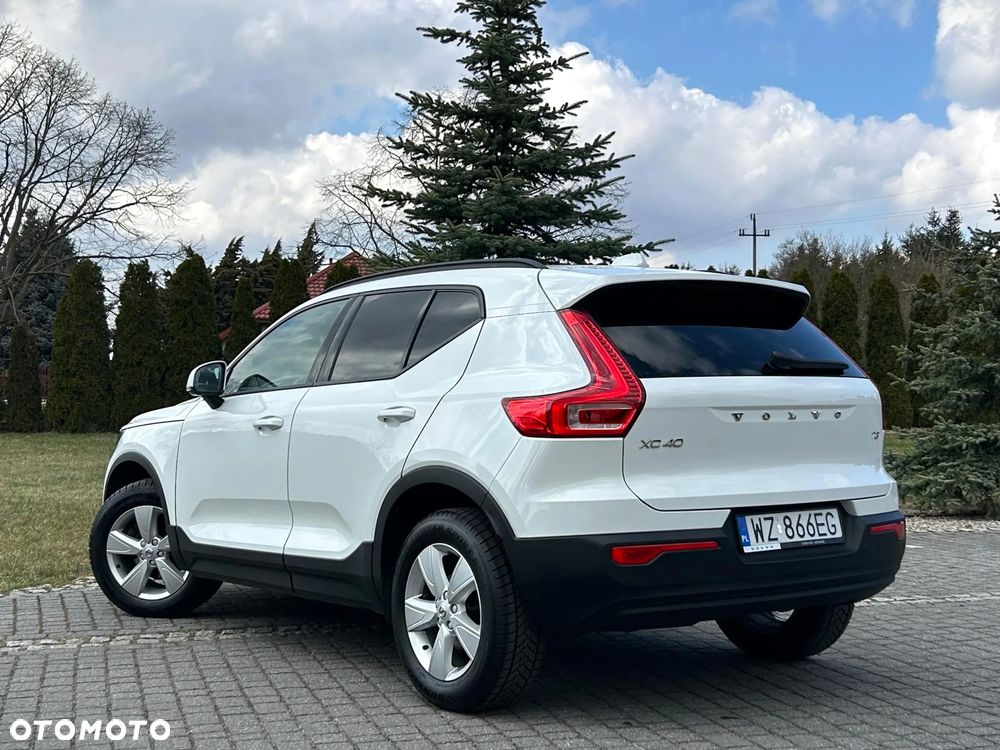 Volvo XC 40 T3 Momentum Pro - 13