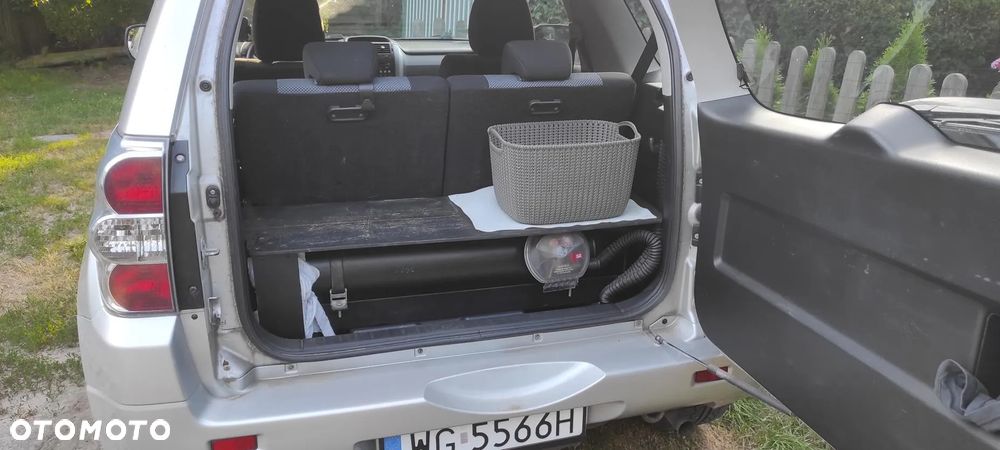 Suzuki Grand Vitara 1.6 - 10