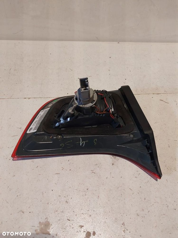 Prawa tylna lampa w klape bagażnika BMW X6 e 71 LIFT - 6