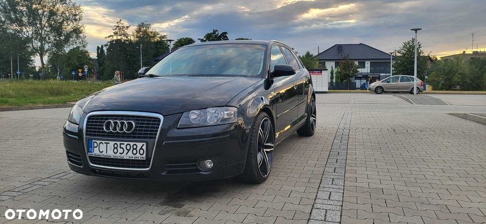 Audi A3 Sportback - 2