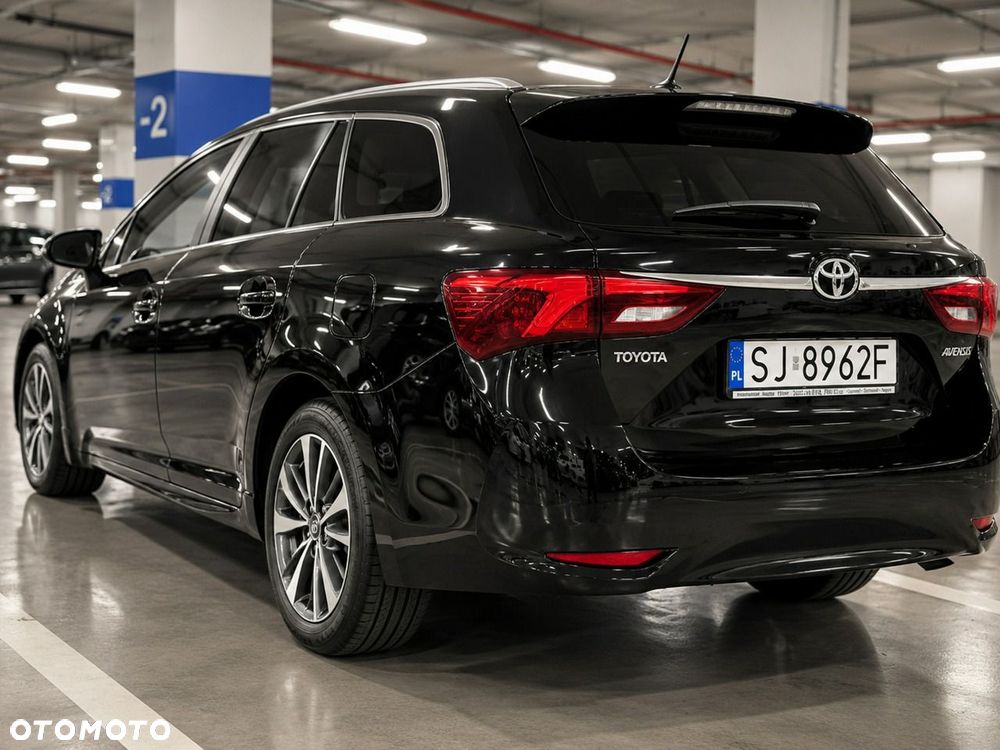 Toyota Avensis - 3