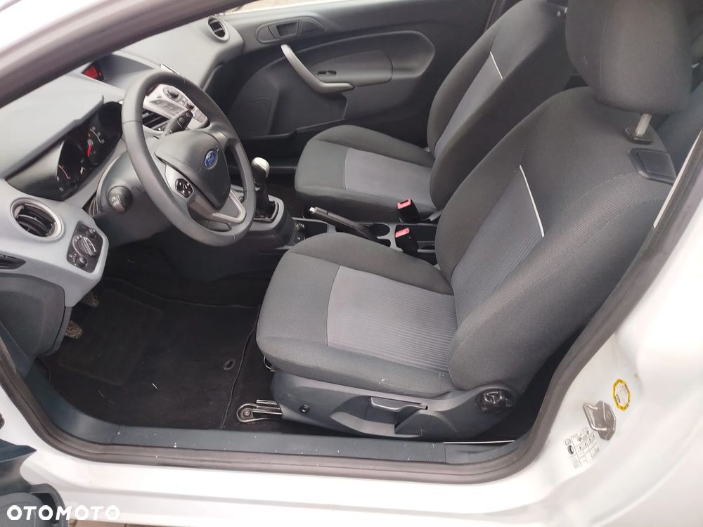 Ford Fiesta 1.25 Silver X - 13