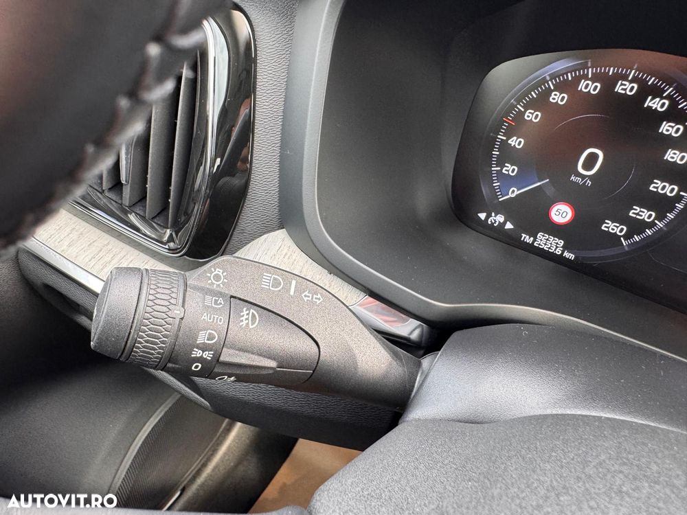 Volvo S60 T8 Recharge AWD Geartronic Inscription - 33