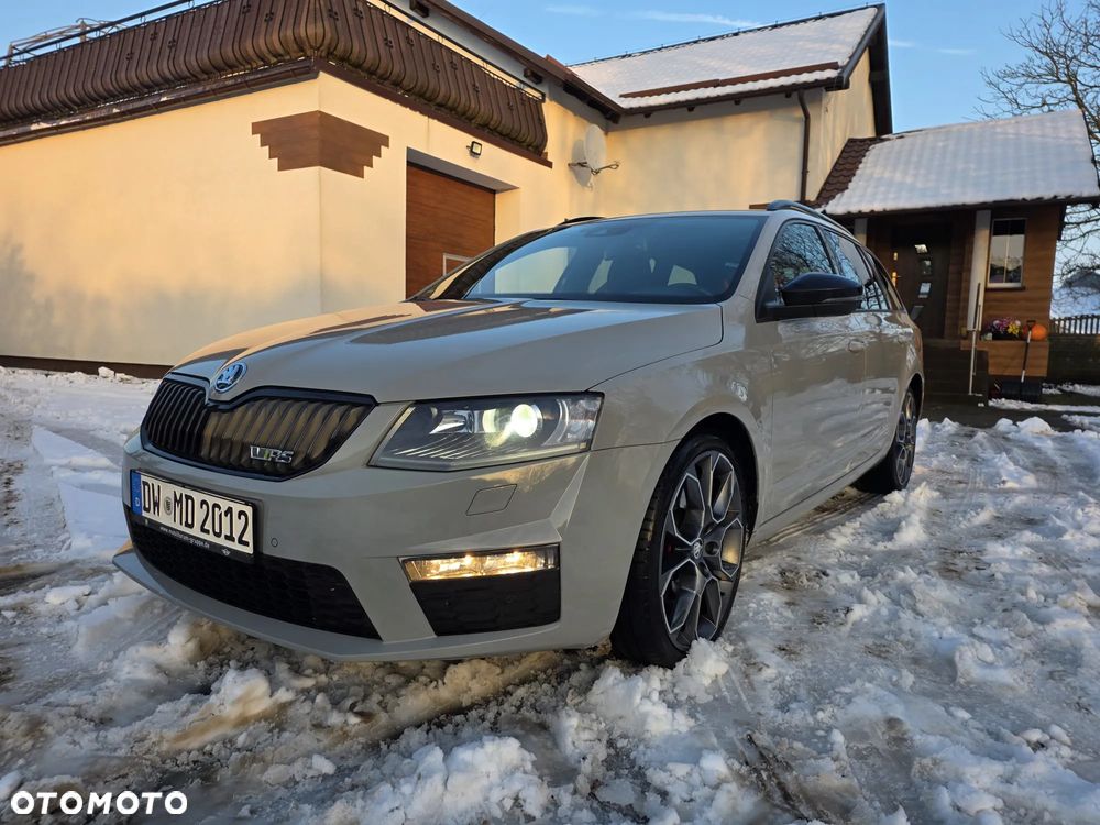 Skoda Octavia 2.0 TDI DSG RS - 1