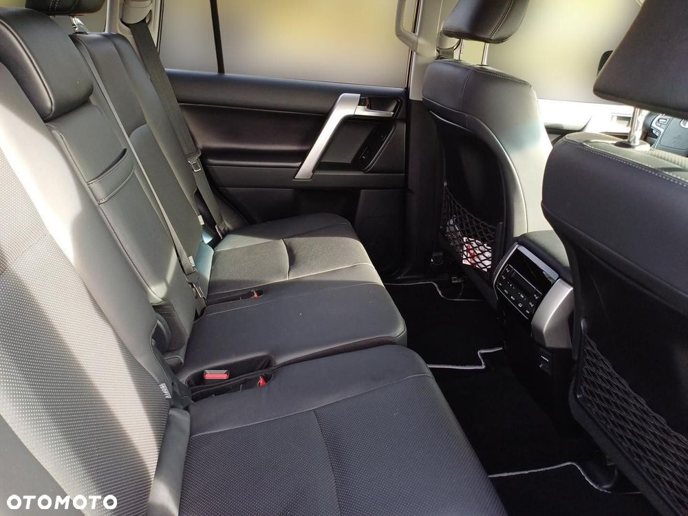 Toyota Land Cruiser LC 2.8 D-4D Executive - 10