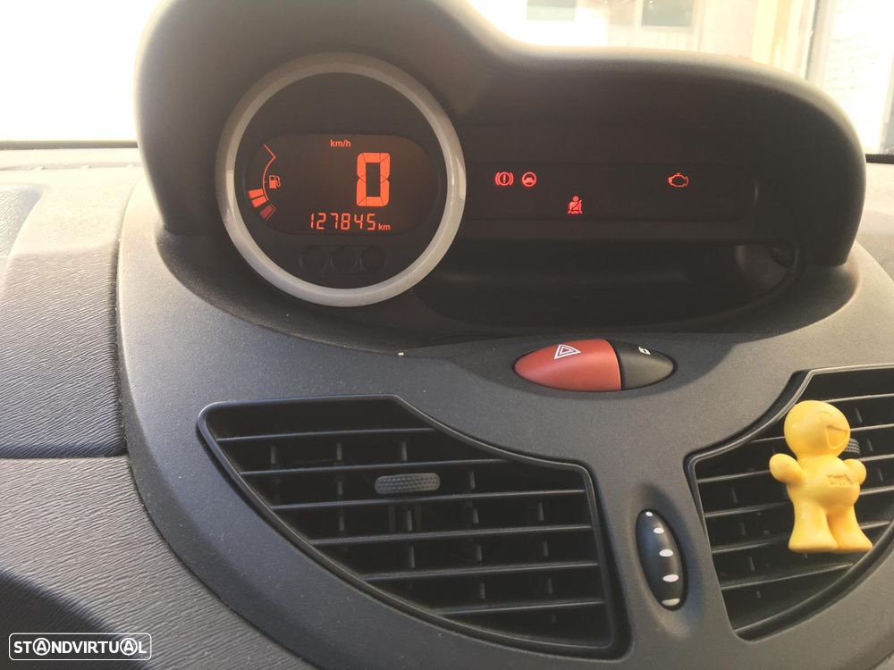 Renault Twingo 1.2 16V Yahoo - 11