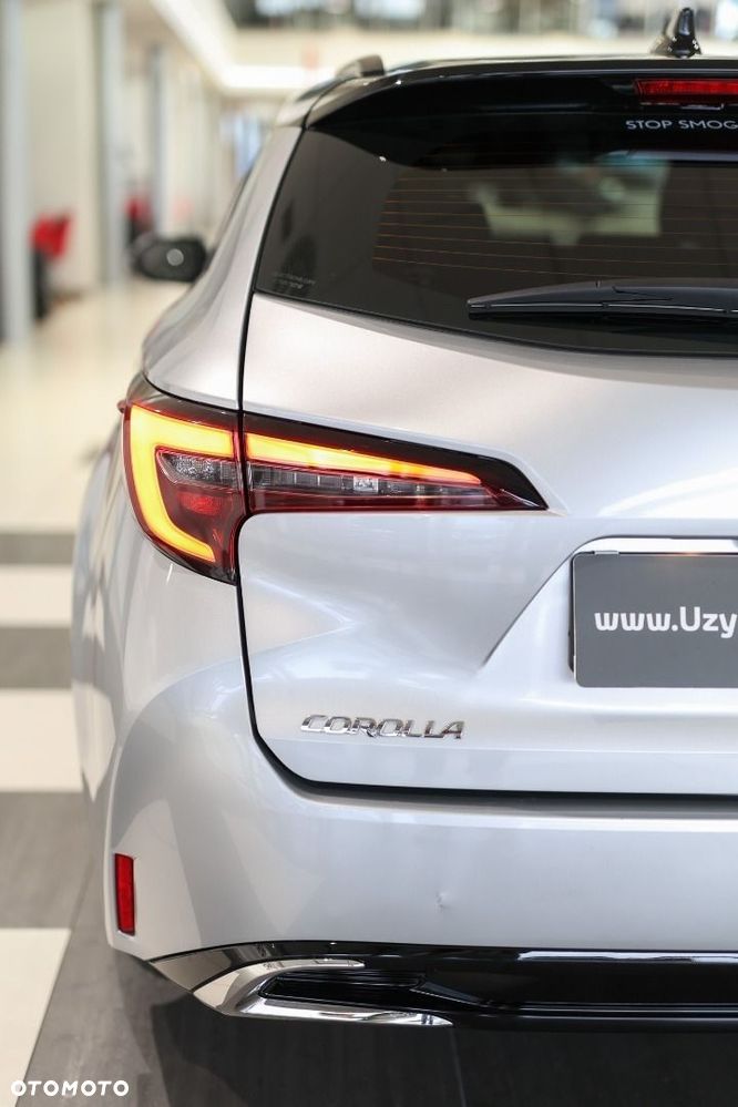 Toyota Corolla - 23