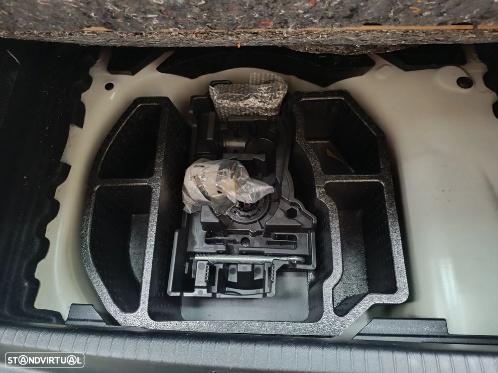 Peugeot 208 PureTech 75 Active Pack - 34