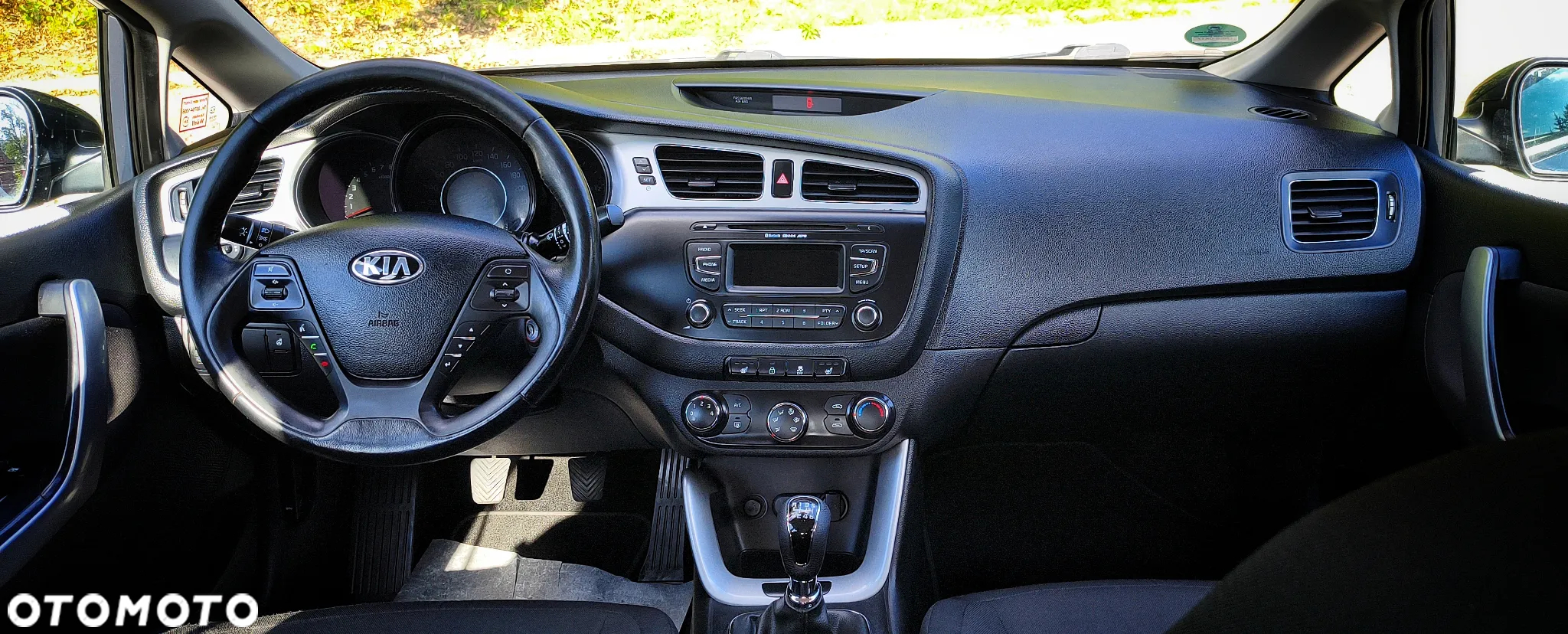 Kia Ceed - 13