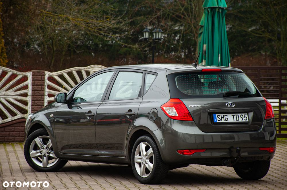 Kia Ceed 1.6 CVVT LX - 9