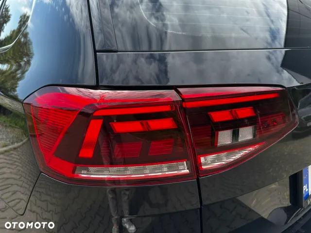 Volkswagen Passat - 10