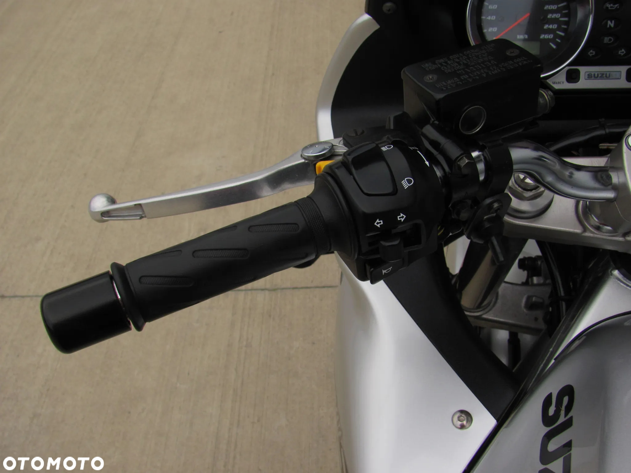 Suzuki Bandit - 6