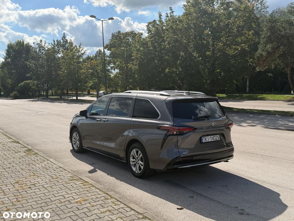 Toyota Sienna 3.5 V6 - 38