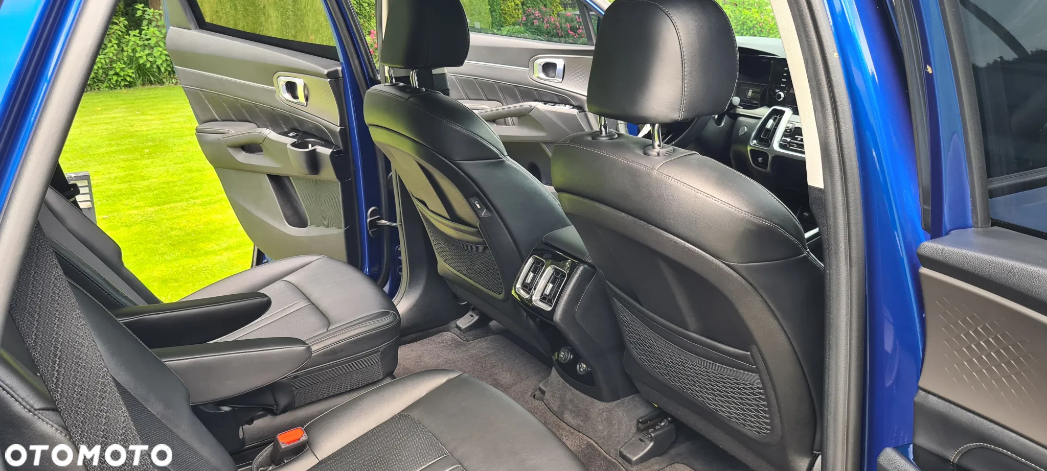 Kia Sorento - 11