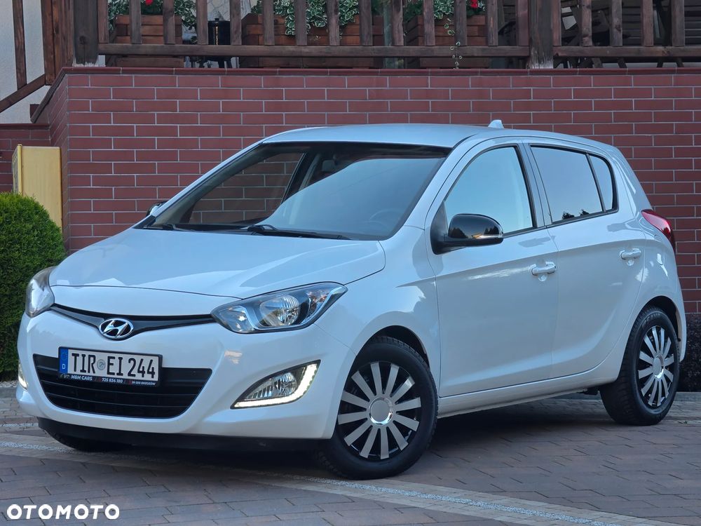 Hyundai i20 blue 1.2 Advantage+ - 15