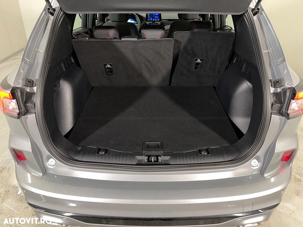 Ford Kuga 2.5 Duratec PHEV ST-LINE - 12