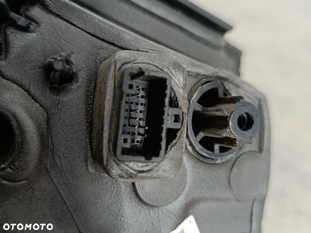 LUSTERKO PRAWE RENAULT LAGUNA III TED69 - 9