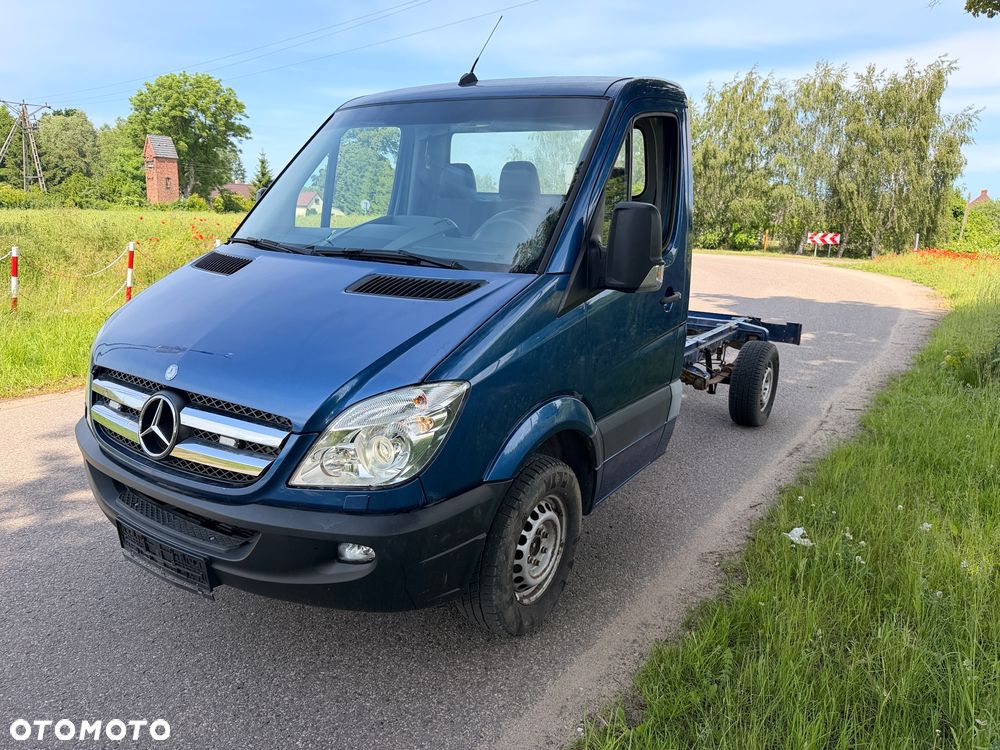 Mercedes-Benz Sprinter - 1