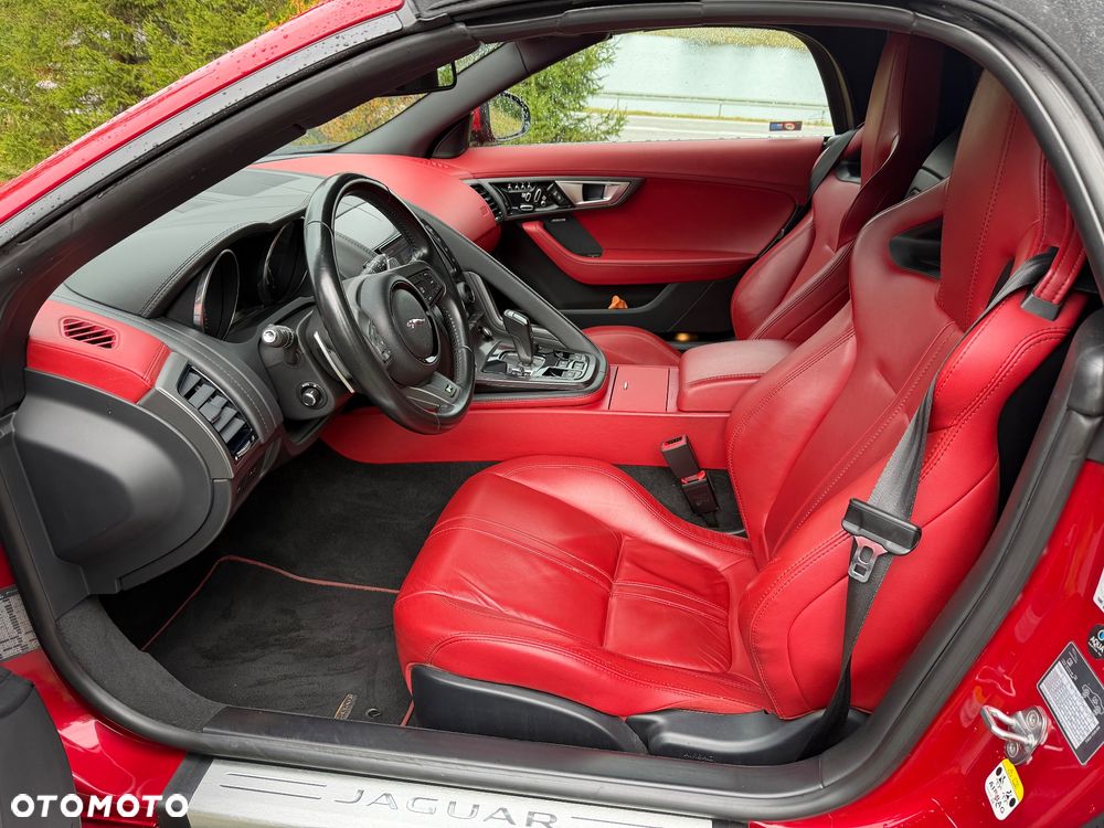Jaguar F-Type R AWD - 21