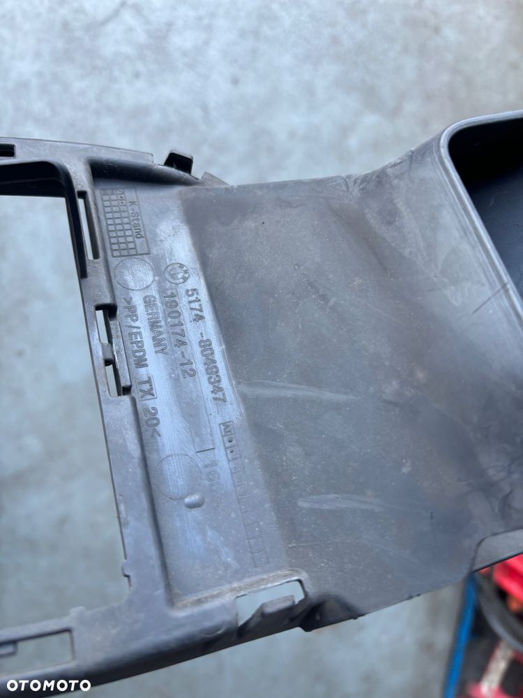 BMW F10 RAMKA KRATKI ZDERZAKA PRZOD 8049347 - 7