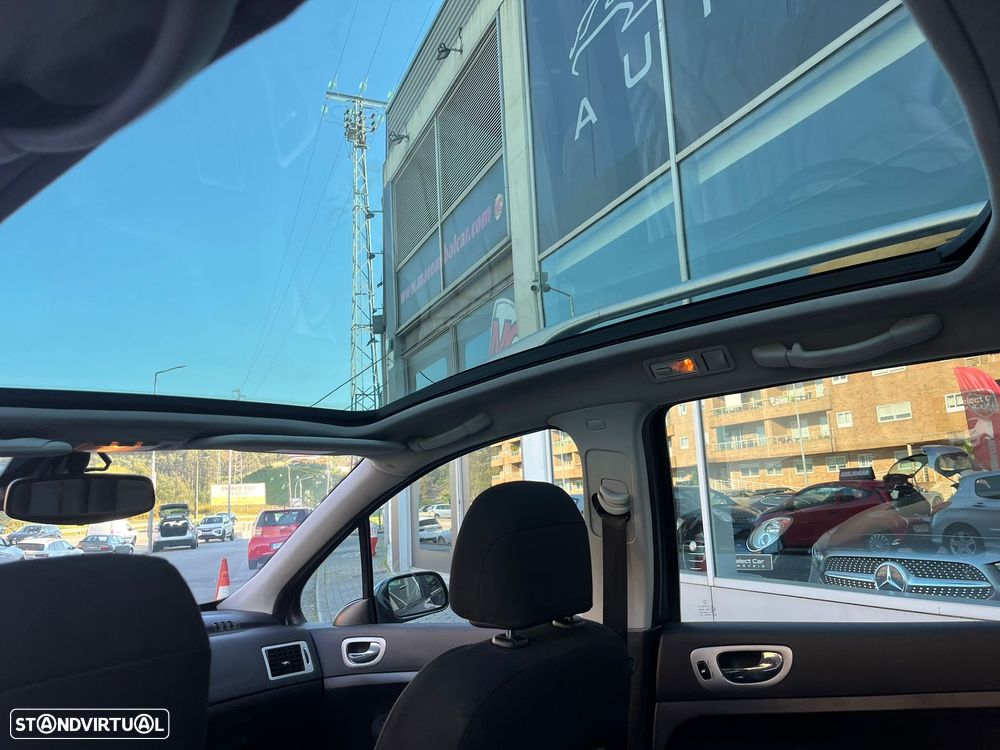 Peugeot 307 SW 1.6 HDi FAP Sport - 14