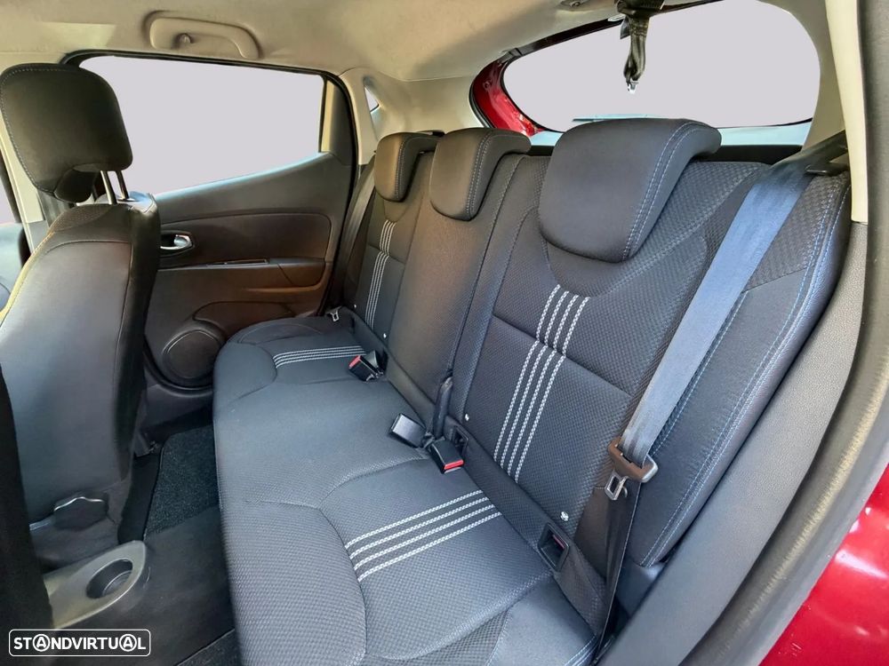 Renault Clio - 26